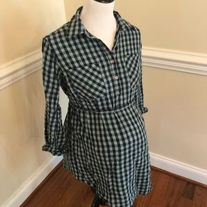 Liz Lange maternity button down plaid tunic